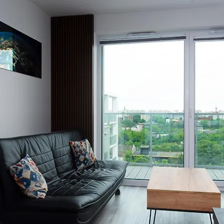 Braniborska City View Daire *